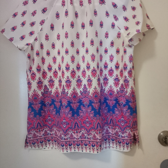 Talbots Women's Blouse medium Pink Floral Short Sleeve Tunic - Picture 5 of 7